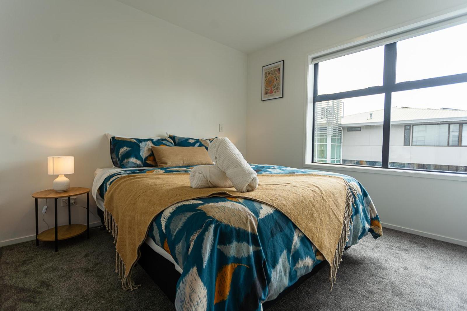 Modern 2 Bedroom Townhouse In Cbd With Parking! Sleeps 5 Christchurch Exterior photo